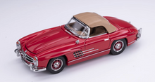 Load image into Gallery viewer, GFCC 1:64 Red Soft Top 1960 300SL Roadster Sports Model Diecast Metal Car