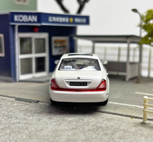 Load image into Gallery viewer, SH 1:64 White 62S Maybach Super Luxury Sedan Model Diecast Metal Car
