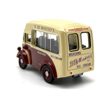 Load image into Gallery viewer, 1:76 Morirs J Ice Cream Van Classic Model Diecast Metal Car