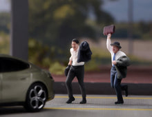 Load image into Gallery viewer, 1:64 Painted Figure Model Miniature Resin Diorama Sand Toy Suit Man Chasing Car