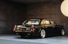 Load image into Gallery viewer, XCARTOYS 1:64 Hongqi L5 Lowed VIP Luxury Sedan Model Diecast Metal Car New