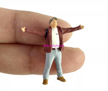 Load image into Gallery viewer, 1:64 Painted Figure Model Miniature Resin Diorama Sand Camping Outdoor Hiking B