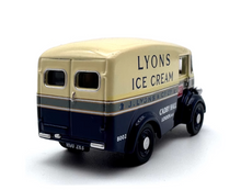 Load image into Gallery viewer, 1:76 Blue Morris J Ice Cream Truck London Model Diecast Metal Car New Collection