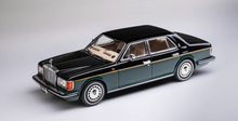 Load image into Gallery viewer, GFCC 1:64 Black Green 1994 Silver Spur III Luxury Model Diecast Metal Car