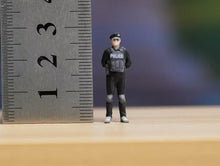 Load image into Gallery viewer, 1:64 Painted Figure Model Miniature Resin Diorama Sand Policeman SWAT Man Black