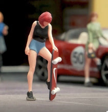 Load image into Gallery viewer, 1:64 Painted Figure Mini Model Miniature Resin Diorama Sand Skater Board Girl New