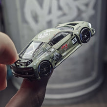 Load image into Gallery viewer, Kilo 1:64 Green R8 LMS GT3 EVO Widebody Sports Model Diecast Metal Car New Collection