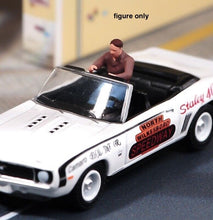 Load image into Gallery viewer, 1:64 Painted Unpainted Figure Model Miniature Resin Diorama Sand Toy Drving Man