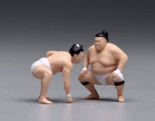 Load image into Gallery viewer, 1:64 Painted Figure Model Miniature Resin Sand Japanese Sumo Wrestler Men Set