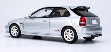 Load image into Gallery viewer, MH 1:18 Silver JDM Civic Type R EK9 Hatchback Engine Model Diecast Metal Car