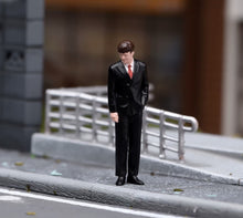 Load image into Gallery viewer, 1:64 Painted Figure Model Miniature Resin Diorama Wedding Couple Bride Groom