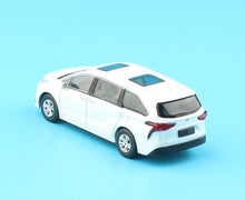Load image into Gallery viewer, Masdi 1:64 White Sienna Mini Van MPV Sports Model Diecast Metal Car New Collection