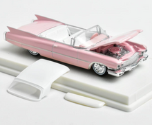 Load image into Gallery viewer, Mechanic 1:64 Pink 1960 Muscle Deville Sports Model Diecast Metal Car New Collection