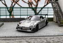 Load image into Gallery viewer, YM 1:64 JDM RX7 FD Widebody Racing Sports Model Diecast Resin Car New