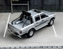 Load image into Gallery viewer, Masdi 1:64 Silver 1994 Hilux LN107 Cab Pickup Truck Model Diecast Metal Car