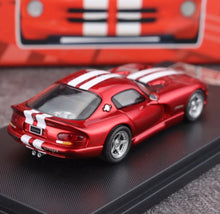 Load image into Gallery viewer, GFCC 1:64 HEC Red 1993 Viper GTS Coupe Sports Model Diecast Metal Car New Collection