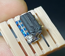 Load image into Gallery viewer, 1:64 JDM Car VTEC Turbo Engine Garage Mechanic Display Model Resin Scene New