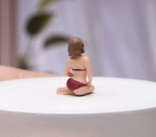 Load image into Gallery viewer, 1:64 Painted Figure Model Miniature Resin Diorama Sand Toy Sitting Bikini Woman