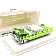 Load image into Gallery viewer, Mechanic 1:64 Plating Green 1960 Muscle Coupe Deville Model Diecast Metal Car