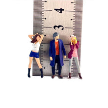 Load image into Gallery viewer, 1:64 Painted Figure Model Miniature Resin Diorama Sand Beard Man Formal Hat Lady New