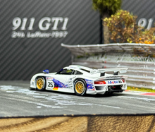 Load image into Gallery viewer, Transcend 1:64 White 911 GT1 1997 24h #25 Sports Model Diecast Metal Car New Collection