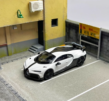 Load image into Gallery viewer, MINIGT 1:64 White Chiron Super Racing Sports Model Diecast Metal Car #569