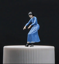 Load image into Gallery viewer, 1:64 Painted Figure Mini Model Miniature Resin Diorama Sand Pianist Lady Piano New