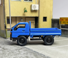 Load image into Gallery viewer, Master 1:64 Dyna Pickup Truck Model Diecast Metal Car Box