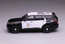 Load image into Gallery viewer, 1:64 596 LAPD 2020 Explorer State Police SUV Model Diecast Metal Car New Collection