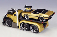 Load image into Gallery viewer, Maisto 1:64 1953 Mack B61 Flatbed Trailer Oldsmobile 442 Model Metal Car New