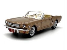 Load image into Gallery viewer, 1:87 1965 Mustang Convertible Muscle Classic Sport Model Diecast Metal Car New Collection