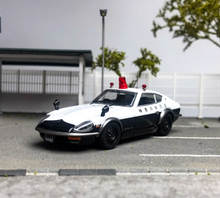 Load image into Gallery viewer, Inno 1:64 JDM FAIRLADY 240ZG HS30 JP Police Sports Model Diecast Metal CarNew