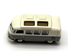 Load image into Gallery viewer, 1:76 Green VW T1 Camper Van Classic Vintage Model Diecast Metal Car
