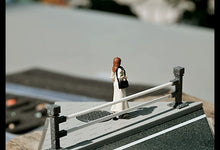 Load image into Gallery viewer, 1:64 Painted Figure Model Miniature Resin Diorama Toy Sand White Dress Lady Bag