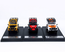 Load image into Gallery viewer, Master 1:64 Defender 90 SUV Off Road Sports Model Diecast Metal Car New