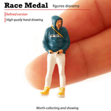 Load image into Gallery viewer, 1:64 Painted Figure Mini Model Miniature Resin Diorama Vintage Motocycle Man