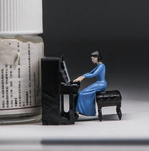 Load image into Gallery viewer, 1:64 Painted Figure Mini Model Miniature Resin Diorama Sand Pianist Lady Piano New