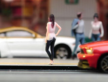 Load image into Gallery viewer, 1:64 Painted Figure Model Miniature Resin Diorama Sand Beauty White Top Lady
