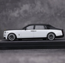 Load image into Gallery viewer, Banana 1:64 Black White Phantom VIII Centenary Model Diecast Metal Car New Collection