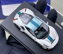 Load image into Gallery viewer, SH 1:64 White 488 Pista Novitec Sports Model Diecast Metal Car New Collection