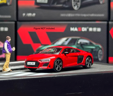 Load image into Gallery viewer, Masdi 1:64 Red 2022 R8 V10 Coupe Sports Model Diecast Metal Car New Collection