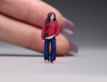 Load image into Gallery viewer, 1:64 Painted Figure Model Miniature Resin Diorama Lady in Red Casual Denim Woman