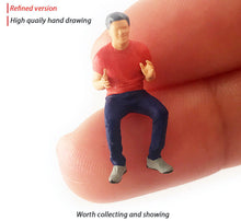Load image into Gallery viewer, 1:64 Painted Figure Mini Model Miniature Resin Diorama Director Discussing Man B