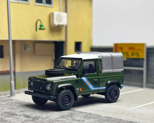 Load image into Gallery viewer, MINIGT 1:64 Green Defender 90 SUV Pickup Sports Model Diecast Metal Car #402