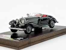 Load image into Gallery viewer, Liberty 1:64 Black 500K Vintage Convertible Sports Model Diecast Metal Car New Collection