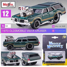 Load image into Gallery viewer, Maisto 1:64 1970 Vista Cruiser Wagon Sports Model Toy Diecast Metal Car BN
