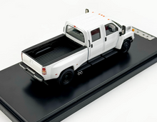 Load image into Gallery viewer, GOC 1:64 White Kodiak Muscle Pickup Truck Model Diecast Metal Car New Collection