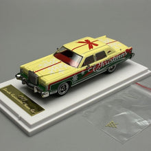 Load image into Gallery viewer, Sunstar 1:64 Christmas 1979 Lincoln Continental Town Model Diecast Metal Car