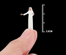 Load image into Gallery viewer, 1:64 Painted Figure Mini Model Miniature Resin Diorama Middle East Billionaires