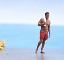 Load image into Gallery viewer, 1:64 Painted Figure Model Miniature Resin Sand Man With Swimming Suit Towel